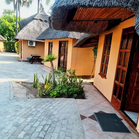 Maya Bnb Nata Екстериор снимка
